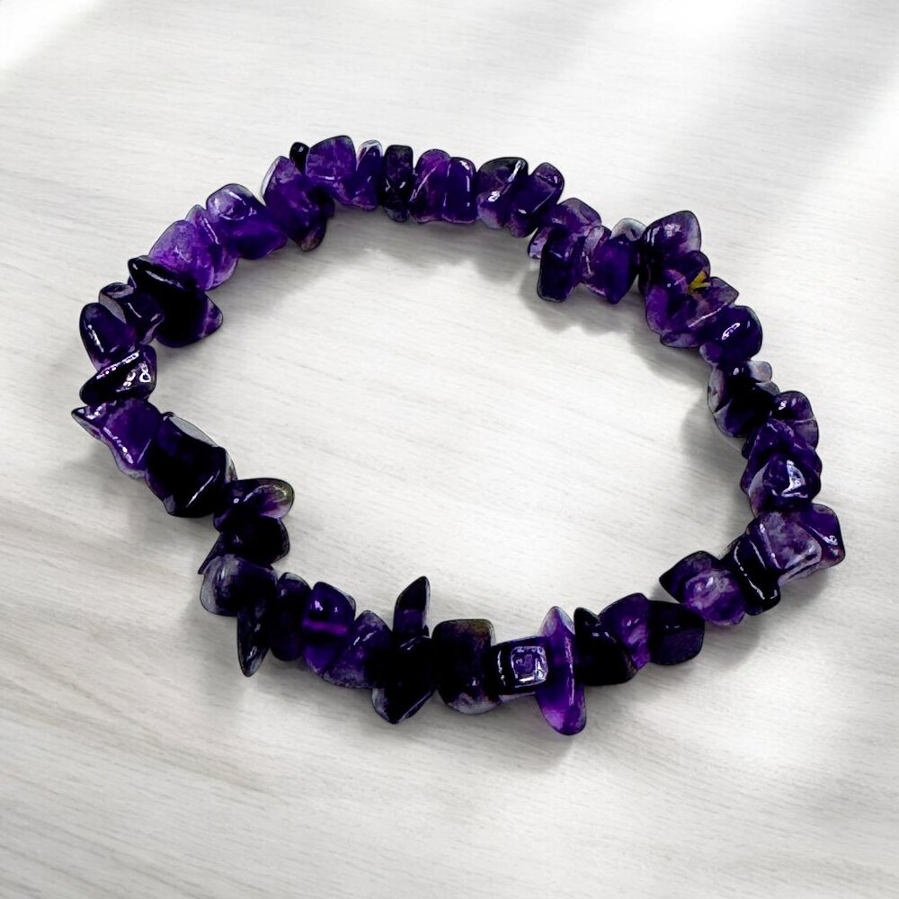 Purple Amethyst Chips Stones Stretch Bracelet